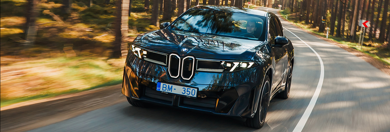 BMW X5 – IKONA, KAS NOSAKA STANDARTUS.